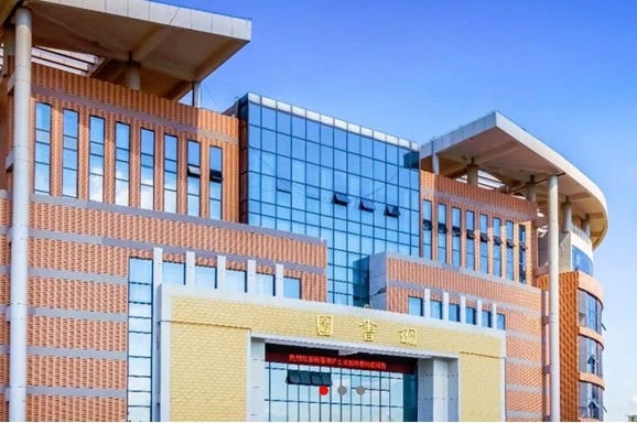 上饒幼兒師范高等?？茖W(xué)校